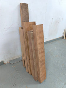 Tabla suelta de madera de acacia sin cepillar